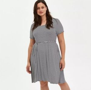 Torrid Super Soft Black And White Stripe Short Sleeve Fit And Flare Dress 2X